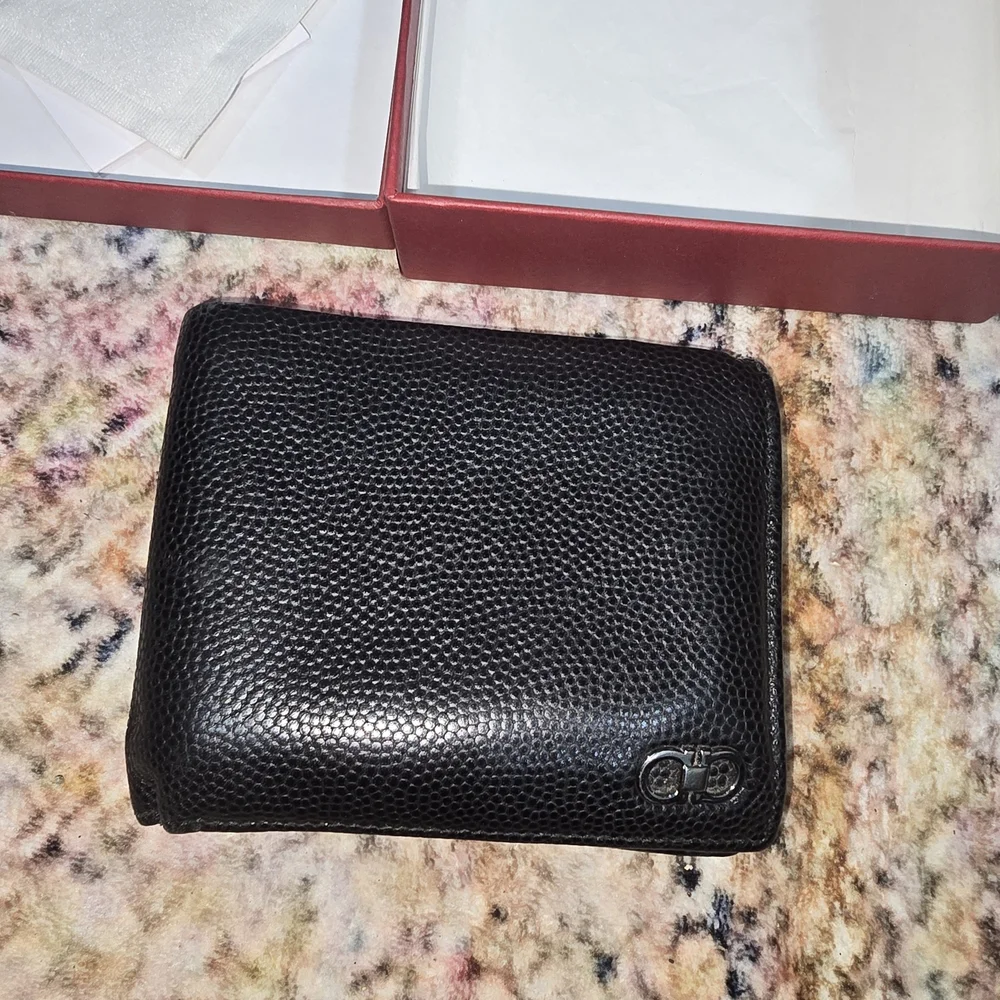 Salvatore Ferragamo Full Inclusion Gancini Bifold Wallet